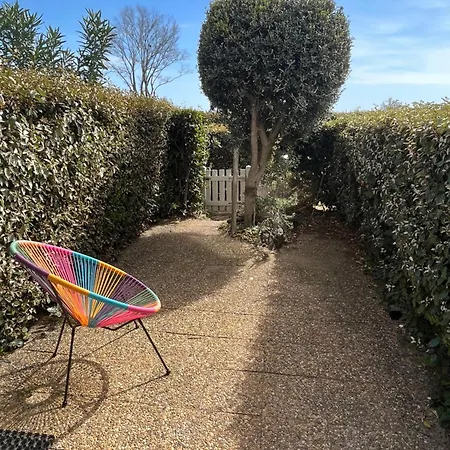 アパート T2 - Les Pieds Dans Le Sables En Toutes Saisons 5 Couchages - Climatisation - Parking Privee - Piscine - Situation Optimum Et Rare - Amoureva - Richelieu- Cap D'agde アグド