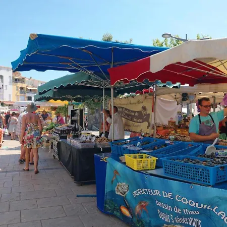 T2 - Les Pieds Dans Le Sables En Toutes Saisons 5 Couchages - Climatisation - Parking Privee - Piscine - Situation Optimum Et Rare - Amoureva - Richelieu- Cap D'agde * Agde