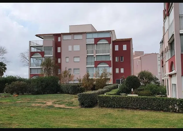 Apartment T2 - Les Pieds Dans Le Sables En Toutes Saisons 5 Couchages - Climatisation - Parking Privee - Piscine - Situation Optimum Et Rare - Amoureva - Richelieu- Cap D'agde