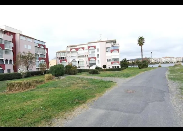 T2 - Les Pieds Dans Le Sables En Toutes Saisons 5 Couchages - Climatisation - Parking Privee - Piscine - Situation Optimum Et Rare - Amoureva - Richelieu- Cap D'agde Apartment *