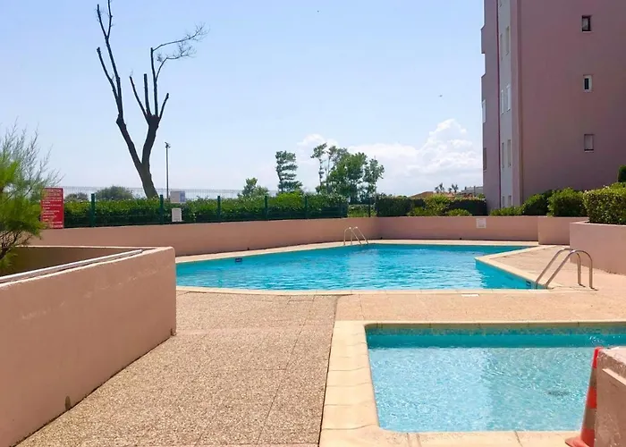 Apartment T2 - Les Pieds Dans Le Sables En Toutes Saisons 5 Couchages - Climatisation - Parking Privee - Piscine - Situation Optimum Et Rare - Amoureva - Richelieu- Cap D'agde Agde