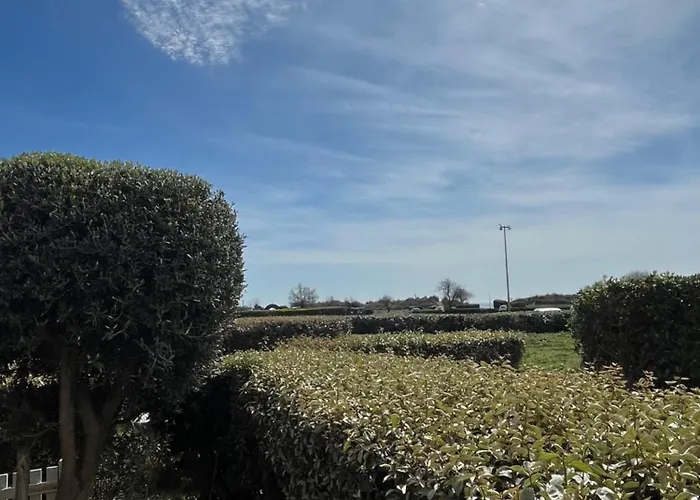 T2 - Les Pieds Dans Le Sables En Toutes Saisons 5 Couchages - Climatisation - Parking Privee - Piscine - Situation Optimum Et Rare - Amoureva - Richelieu- Cap D'agde