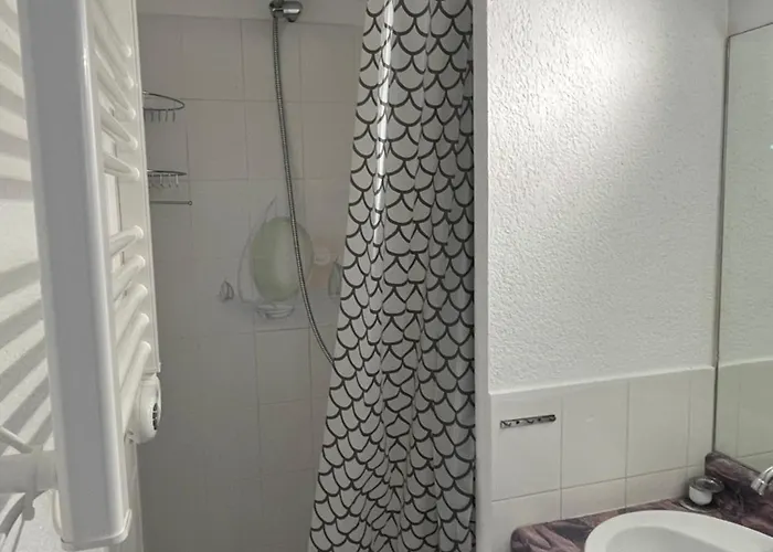 Apartment T2 - Les Pieds Dans Le Sables En Toutes Saisons 5 Couchages - Climatisation - Parking Privee - Piscine - Situation Optimum Et Rare - Amoureva - Richelieu- Cap D'agde