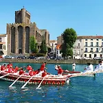 T2 - Les Pieds Dans Le Sables En Toutes Saisons 5 Couchages - Climatisation - Parking Privee - Piscine - Situation Optimum Et Rare - Amoureva - Richelieu- Cap D'agde アパート