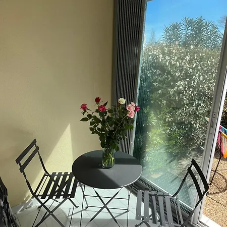 T2 - Les Pieds Dans Le Sables En Toutes Saisons 5 Couchages - Climatisation - Parking Privee - Piscine - Situation Optimum Et Rare - Amoureva - Richelieu- Cap D'agde *