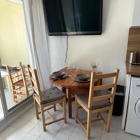 T2 - Les Pieds Dans Le Sables En Toutes Saisons 5 Couchages - Climatisation - Parking Privee - Piscine - Situation Optimum Et Rare - Amoureva - Richelieu- Cap D'agde * 아그