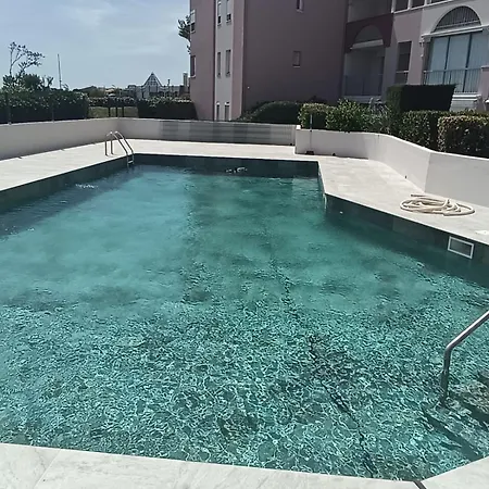T2 - Les Pieds Dans Le Sables En Toutes Saisons 5 Couchages - Climatisation - Parking Privée - Piscine - Situation Optimum Et Rare - Amoureva - Richelieu- Cap D'agde Apartamento Agde