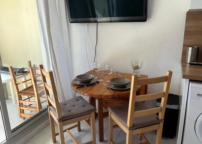 T2 - Les Pieds Dans Le Sables En Toutes Saisons 5 Couchages - Climatisation - Parking Privee - Piscine - Situation Optimum Et Rare - Amoureva - Richelieu- Cap D'agde * Агд